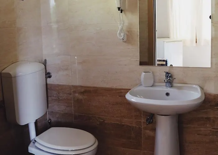 Agroturismo San Leonardo *